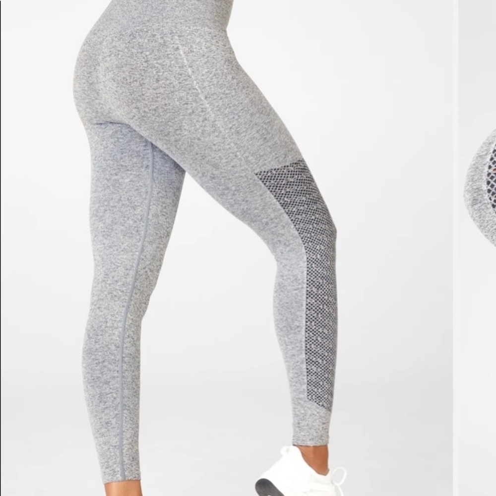 Fabletics leggings - Picture 2 of 3